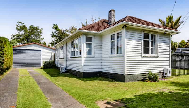 24 Upjohn Street, Brooklands