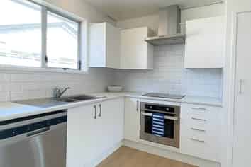 1/3 Jern Place, Eastern Beach