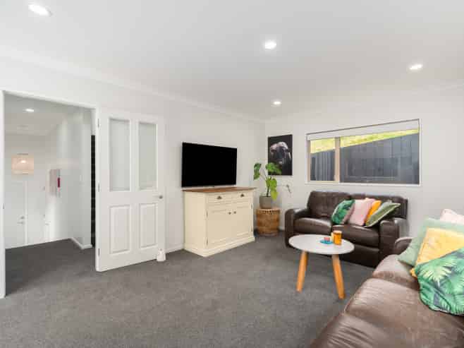 50 Erlestoke Crescent, Churton Park