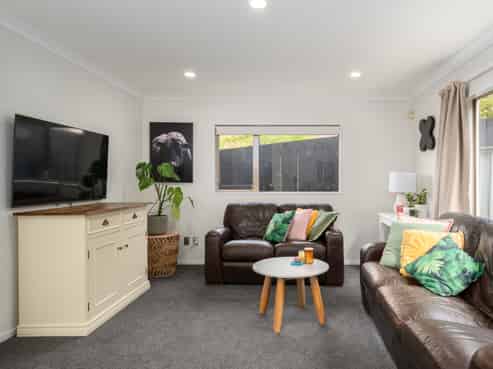 50 Erlestoke Crescent, Churton Park