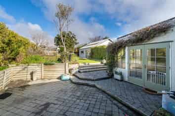 27 Picardy Street, Maryhill