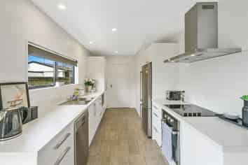 Room 4/7a Laurence Street, Waltham