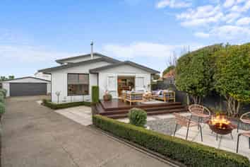 21 Woodstock Place, Avonhead