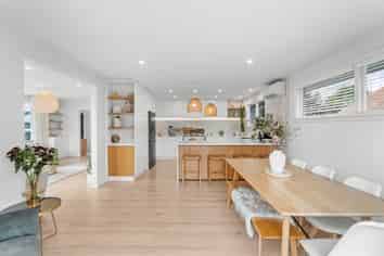 21 Woodstock Place, Avonhead