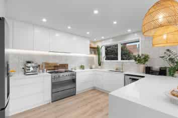 21 Woodstock Place, Avonhead
