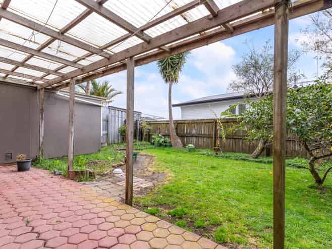 2/80 Birkdale Road, Birkdale