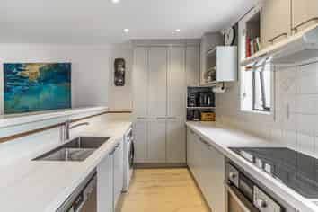 1G/8 Farnham Street, Parnell