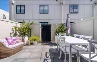 1G/8 Farnham Street, Parnell