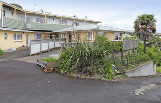 2/57b Joll Road , Havelock North
