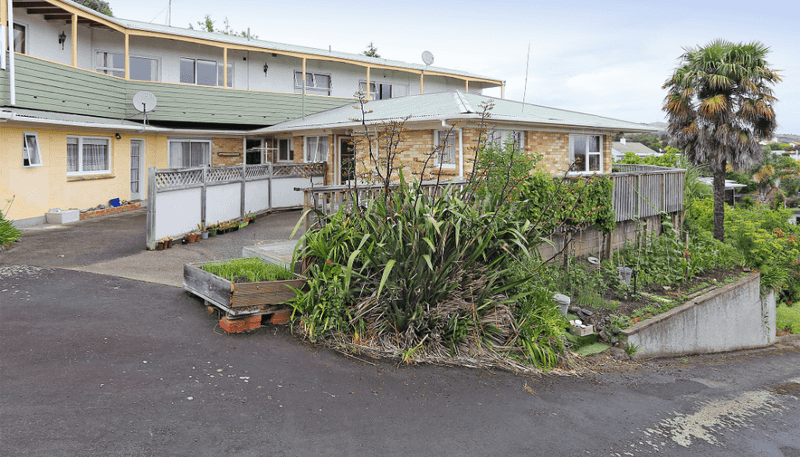2/57b Joll Road , Havelock North