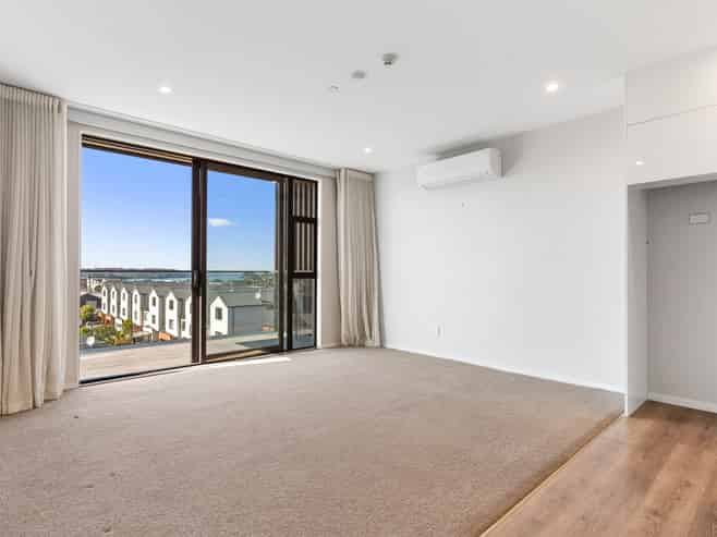 307/2 Onekiritea Road, Hobsonville