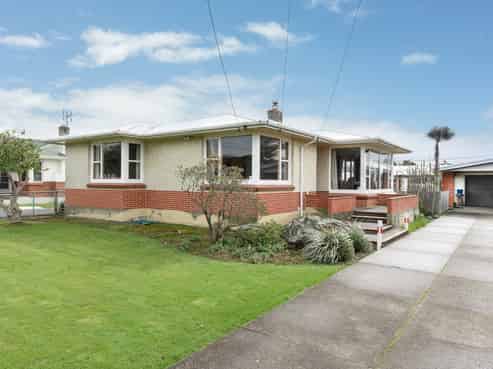 27 Thames Street, Mosgiel