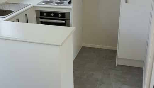 2/17 Woodbine Avenue, Greenlane