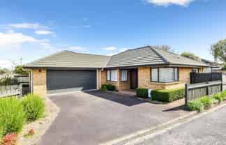61 Vardon Road, Saint Andrews