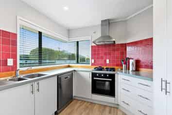 61 Vardon Road, Saint Andrews