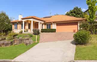 47 Sterling Gate Drive, Bethlehem