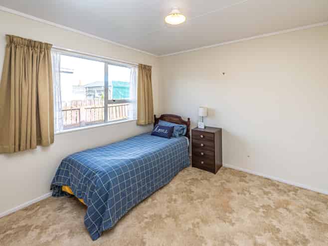 30a Oxford Road, Springvale