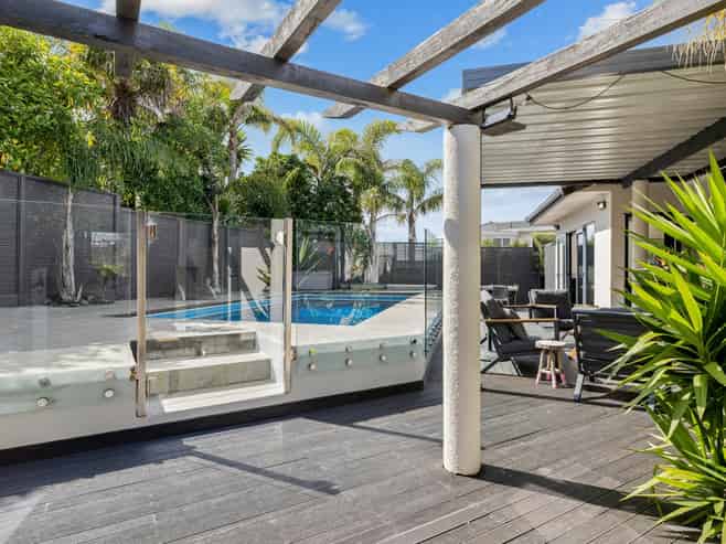 5 Caversham Drive, Torbay