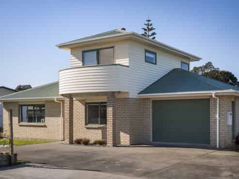 6a Surfers Avenue, Waihi Beach