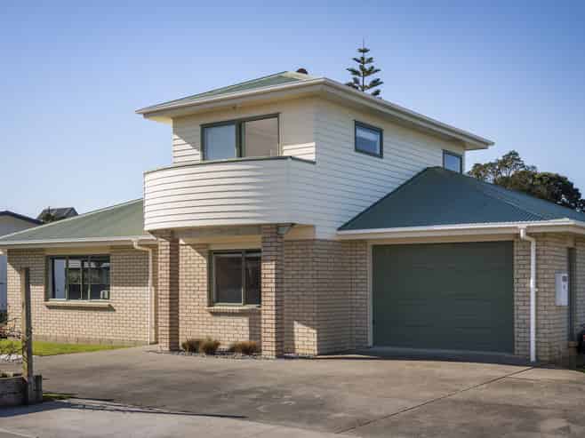 6a Surfers Avenue, Waihi Beach