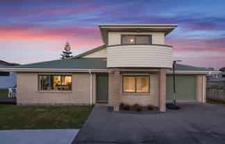 6a Surfers Avenue, Waihi Beach