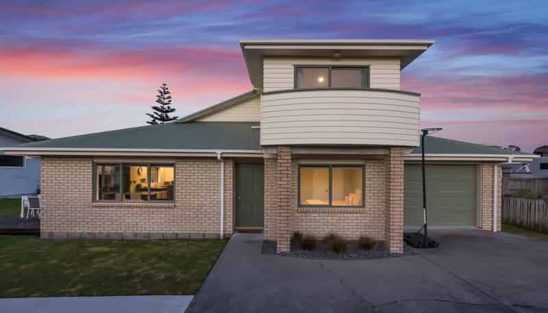 6a Surfers Avenue, Waihi Beach