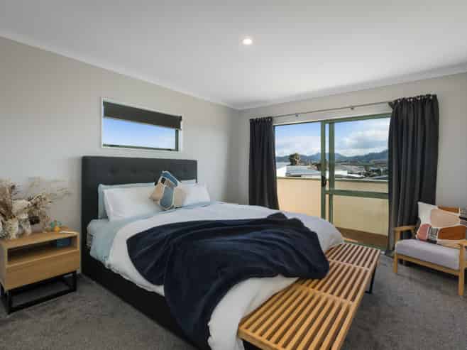 6a Surfers Avenue, Waihi Beach