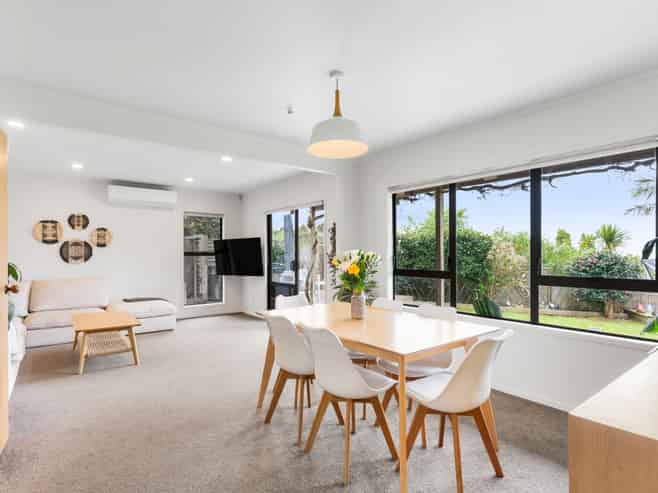 1/305 Glenfield Road, Glenfield