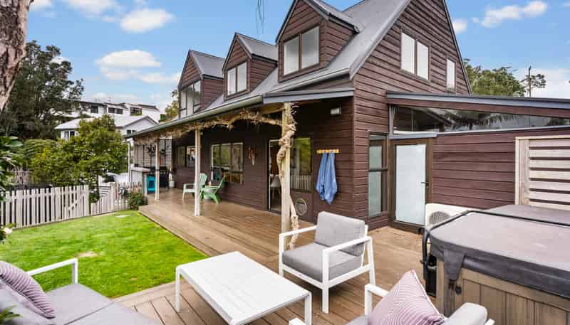 1/305 Glenfield Road, Glenfield