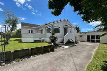 7 Edward Street, Riverhead