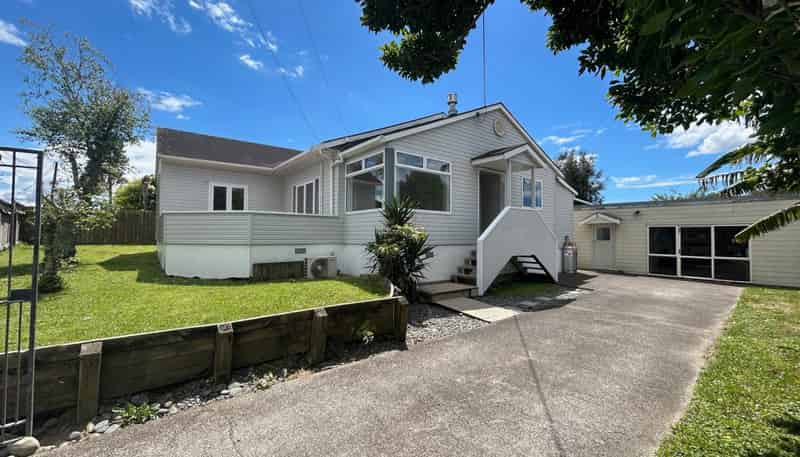 7 Edward Street, Riverhead