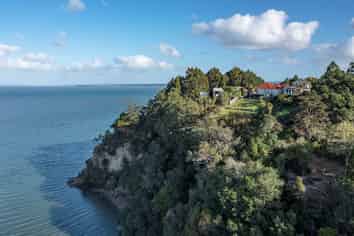 30 Arama Avenue, Titirangi