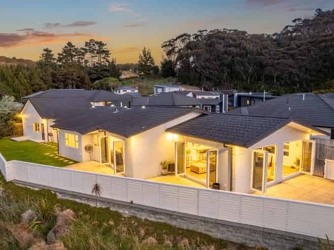62 Banks Boulevard, Whitby