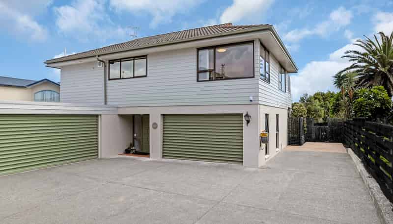 2/169 Stredwick Drive, Torbay