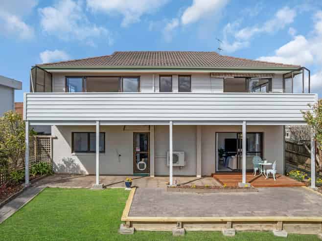 2/169 Stredwick Drive, Torbay