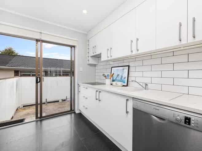 4/57 Moana Avenue, One Tree Hill