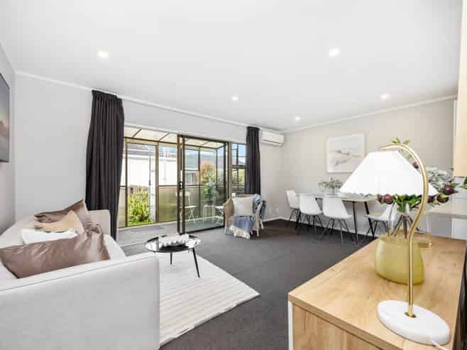 4/57 Moana Avenue, One Tree Hill