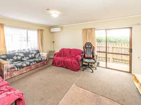 12B Cornwall Road, Springvale