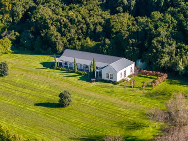 2111 Kahutara Road, Kahutara