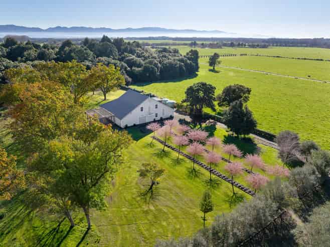 2111 Kahutara Road, Kahutara