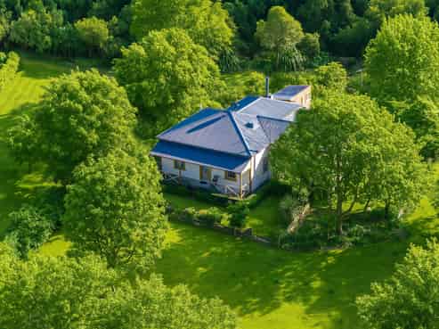 2111 Kahutara Road, Martinborough