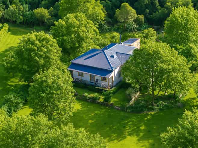 2111 Kahutara Road, Kahutara