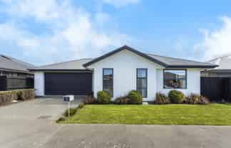15 Booth Way , Belfast