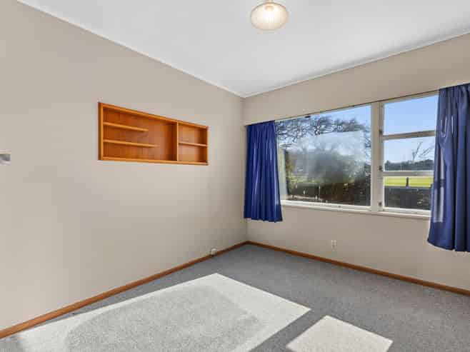 44 Harrison Street West, Featherston