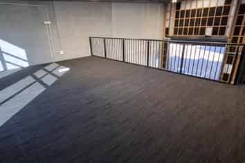 BEST DEAL IN INDUSTRIAL LEASING 
