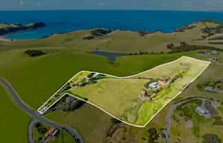 408 Taiharuru Road, Taiharuru