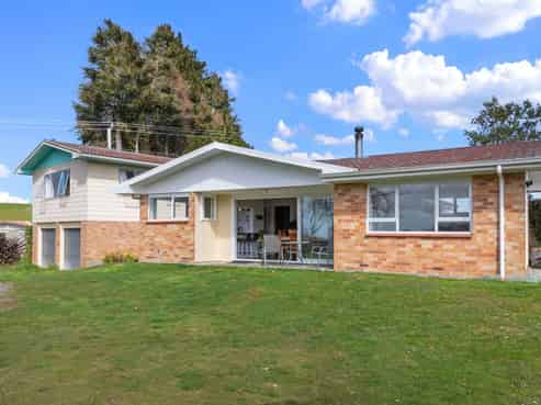 735 Oturoa Road, Hamurana