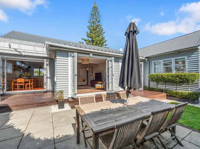 76A Norwood Road, Bayswater