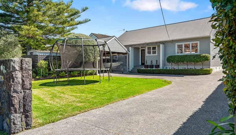 76A Norwood Road, Bayswater