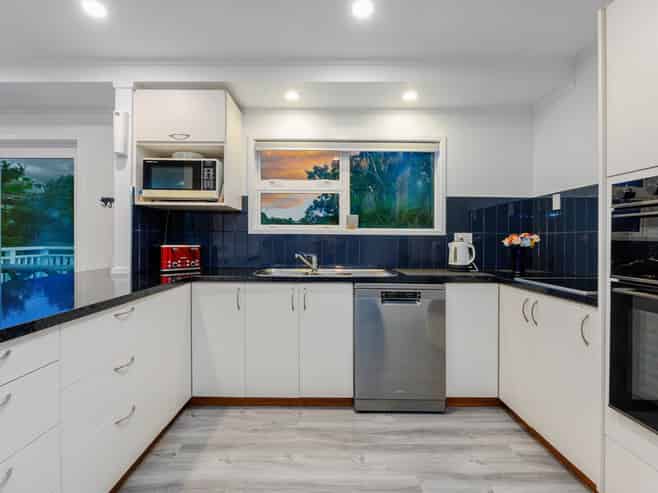 26 Squirrel Lane, Browns Bay